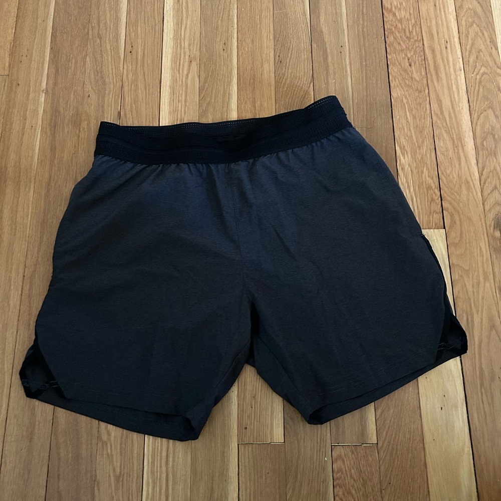 Used Mono B Off Black Men’s Athletic Shorts with Elastic Waistband Size Small